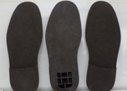 Footwear soles prototypes produced with TPU modified with lignin