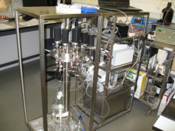 The flexible lab-scale SMB unit: the FlexSMB-LSRE®