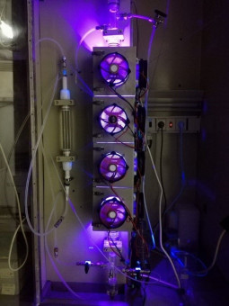 Photocatalytic ozonation reactor able to work in continuous mode.